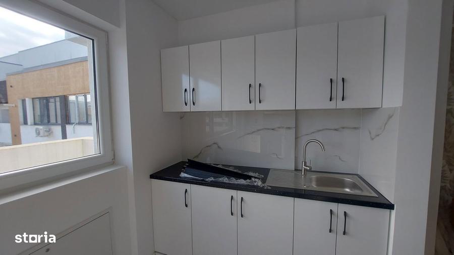 Apartament cu 3 camere în Berceni