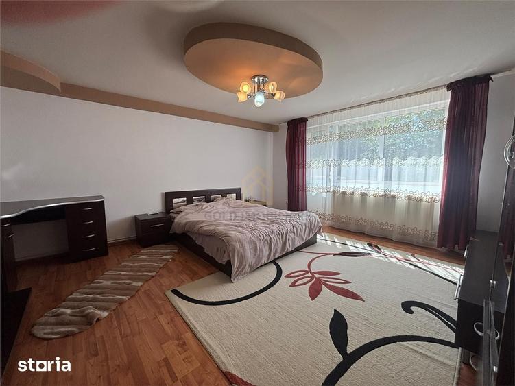 Casă cu 4 camere cu Teren 1000 Mp în Orașul Vechi