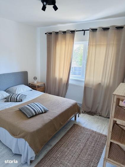 Casa individuala complet mobilata in Crevedia, langa lac - 5