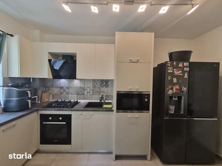 Apartament cu 3 camere în Pantelimon