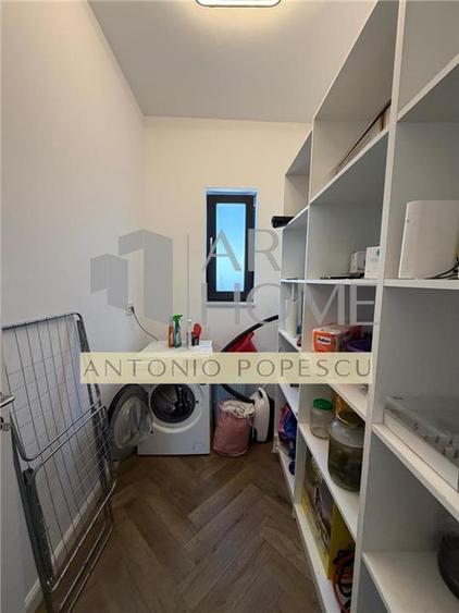 Casă individuală cu 5 camere cu Piscina în Strejnicu