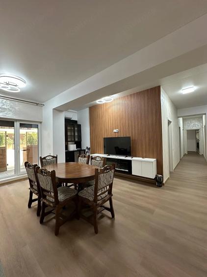 Apartament cu 4 camere în Pipera