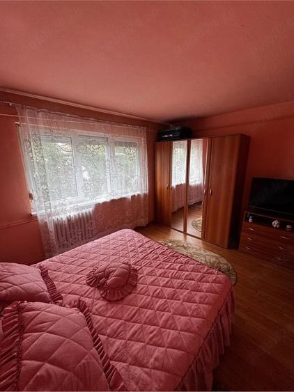Apartament cu 2 camere semidecomandat în Rogerius