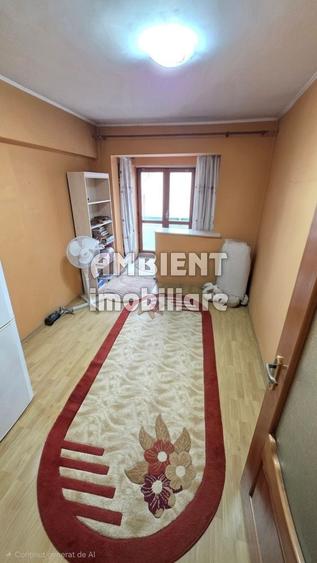 Apartament cu 4 camere decomandat în Central