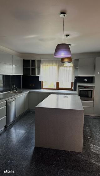 Casă cu 6 camere cu Teren 760 Mp în Orașul Vechi