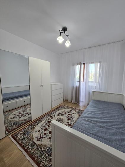 Apartament cu 3 camere în Alexandru cel Bun