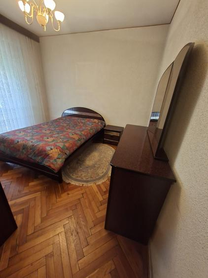 Penthouse cu 5 camere decomandat în Armeneasca