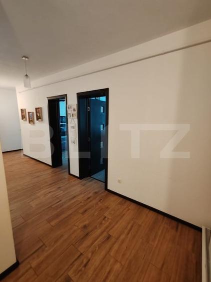 Apartament cu 2 camere decomandat, mobilat în Tractorul