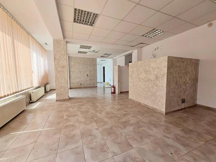 Spațiu comercial, de 104 mp, în Dobroești