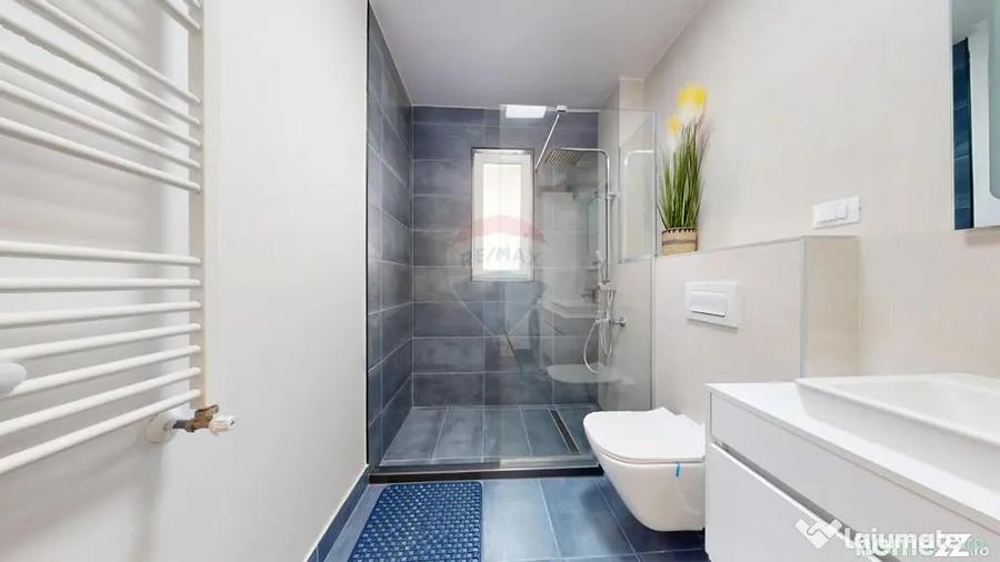 Apartament cu 2 camere decomandat în Noua