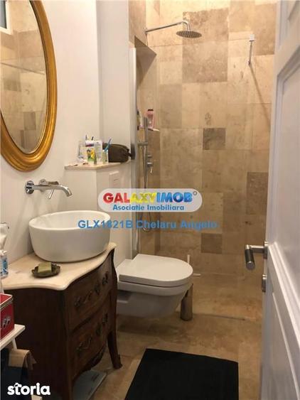 Casă cu 6 camere cu Teren 200 Mp în Central