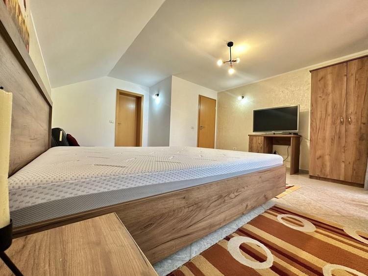 Casă individuală cu 5 camere cu Canalizare în Tohanu Nou