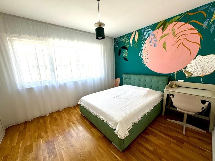 Casă cu 5 camere cu Piscina în Pipera
