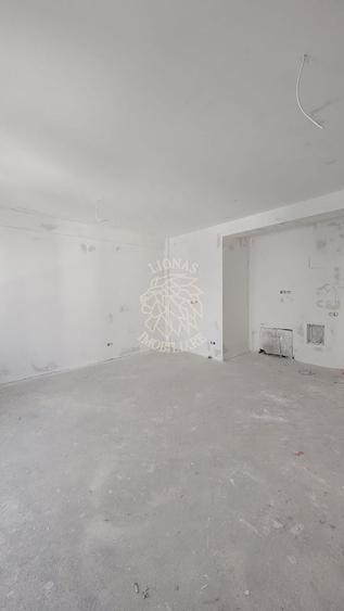 Apartament cu 2 camere semidecomandat în Sud