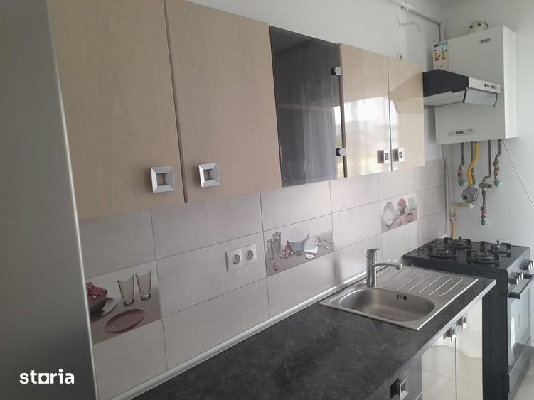 Apartament cu 2 camere decomandat, mobilat în Mărăști