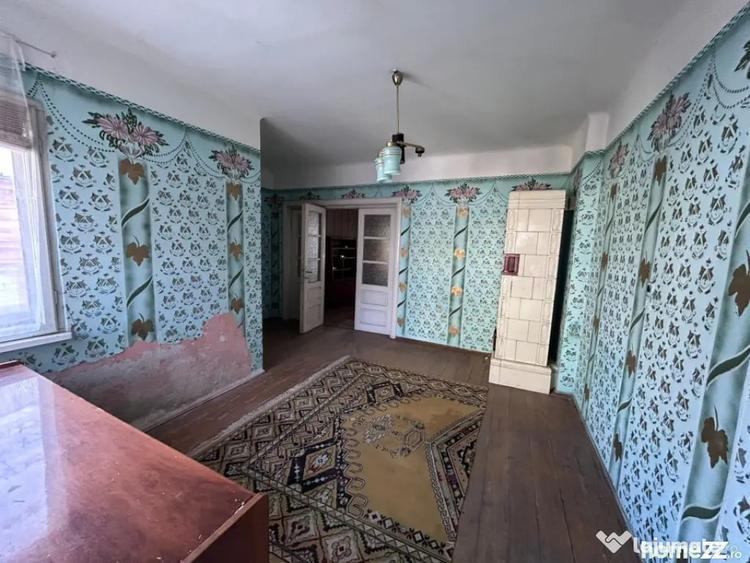 Casă cu 4 camere cu Teren 160 Mp în Școlilor