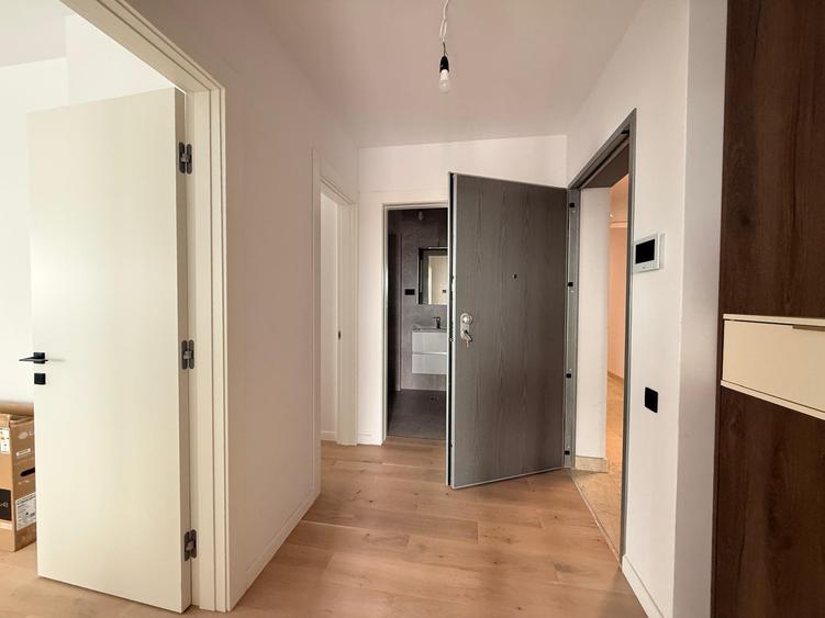 Apartament cu 2 camere decomandat în Centru Civic