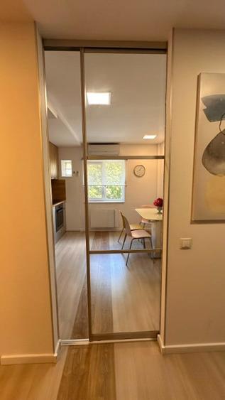 Apartament cu 2 camere decomandat în Lacul Tei
