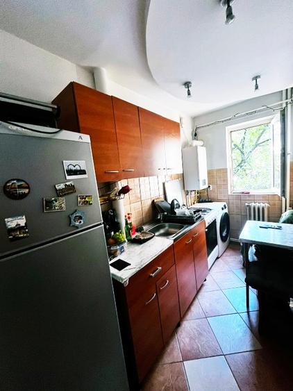 Apartament cu 2 camere semidecomandat în Tătărași