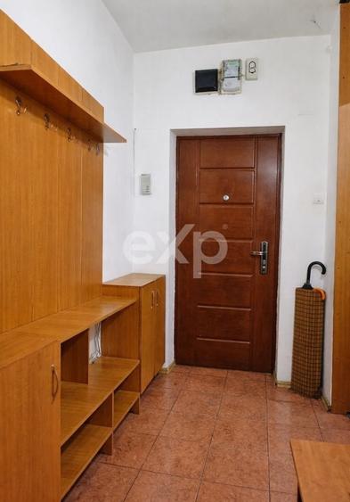 Apartament cu 4 camere decomandat în Craiovei