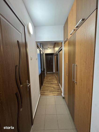 Apartament cu 3 camere decomandat în Decebal