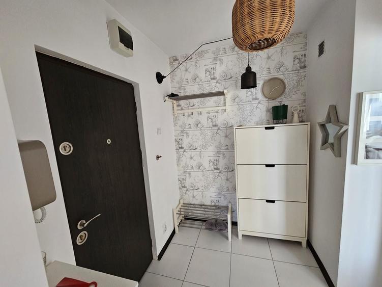 Apartament cu 2 camere semidecomandat în Dristor