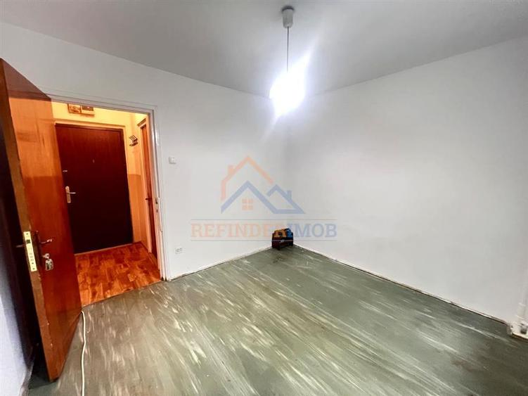 Apartament cu 2 camere decomandat în Brâncoveanu