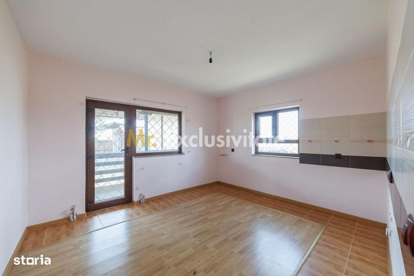 Casă cu 4 camere în Central