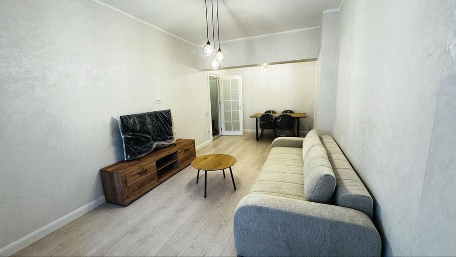 Apartament cu 2 camere decomandat în Exterior Vest