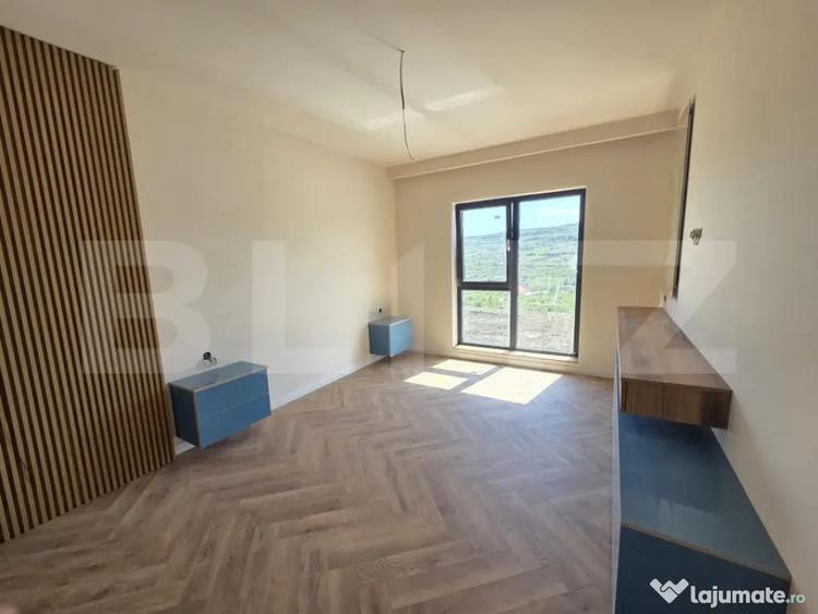 Casă cu 4 camere cu Teren 400 Mp în Chinteni