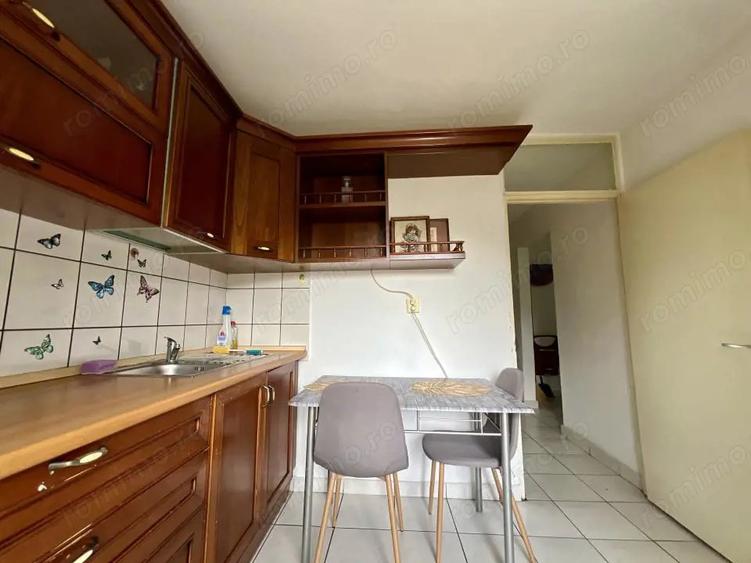 Apartament cu 2 camere decomandat, mobilat în Lipovei