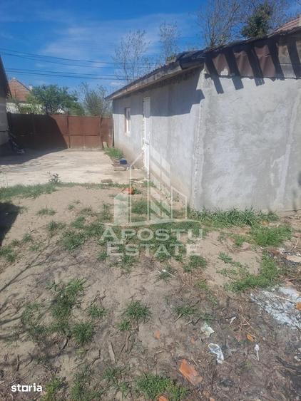 Casă cu 2 camere cu Teren 5075 Mp în Foeni