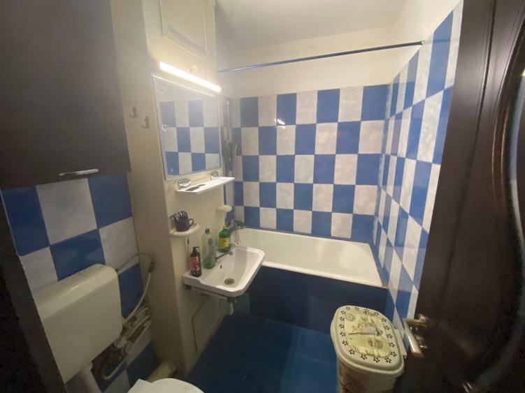 Garsonieră decomandată în Rahova