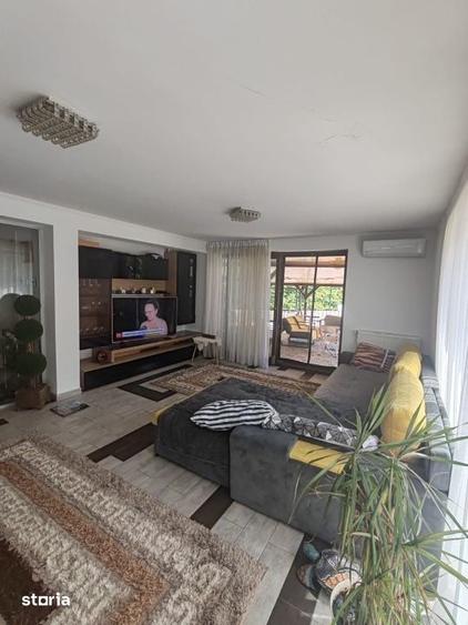Casă cu 5 camere cu Teren 765 Mp în Valea Borcutului