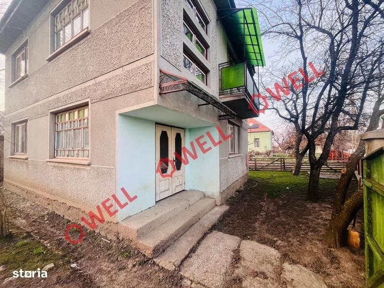 Casă cu 4 camere în Brateș