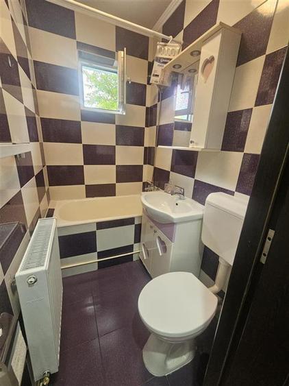 Apartament cu 2 camere semidecomandat, mobilat în Florilor