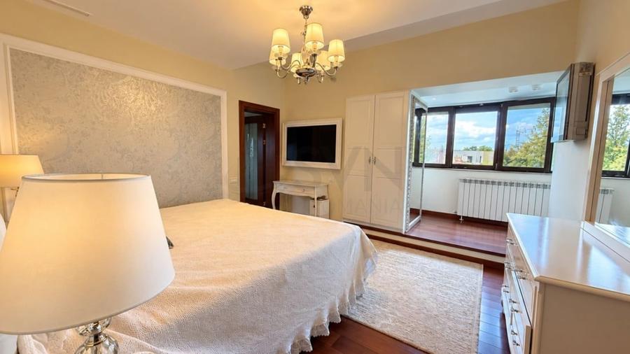 Apartament cu 3 camere decomandat, mobilat în Dorobanți