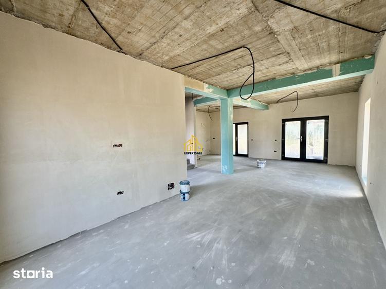 Casă cu 4 camere cu Teren 400 Mp în Clinceni