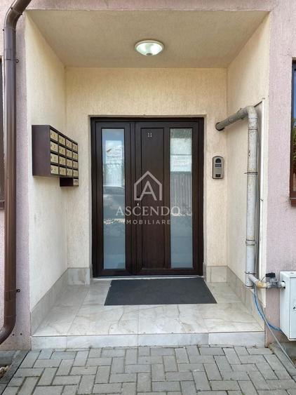 Apartament cu 3 camere, mobilat în Dudu