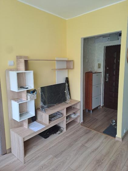 Garsonieră semidecomandată în Brâncoveanu