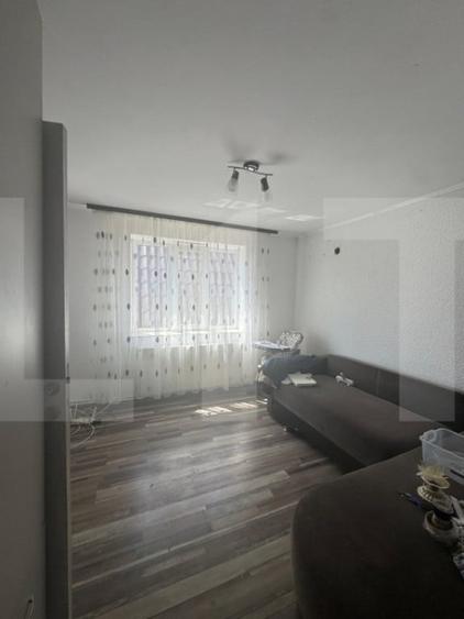 Casă cu 2 camere cu Teren 1326 Mp în Central