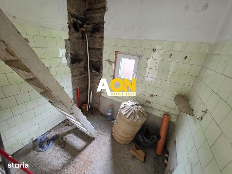 Casă cu 4 camere în Central