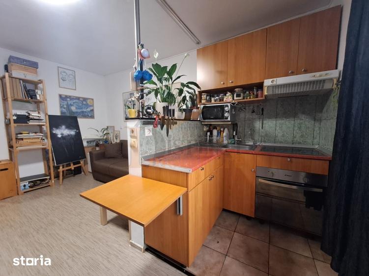 Garsoniera confort 2, baie, chicineta, parcare, zona Piata Astra - 1