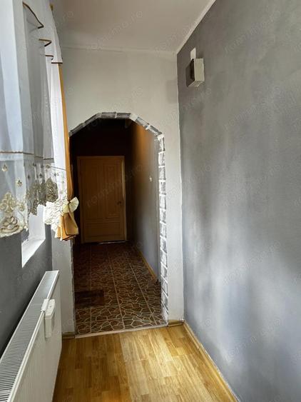 Casă cu 4 camere cu Teren 1440 Mp în Cermei