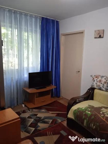 Apartament cu 2 camere nedecomandat în Sud