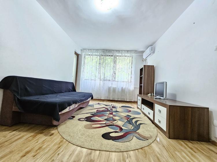 Apartament cu 2 camere semidecomandat, mobilat în Tineretului