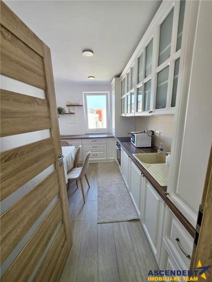 Urban Residence Coresi, Brasov | Apartament cu parcare subte - 11
