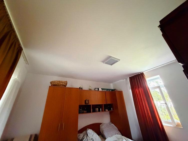 Casă cu 3 camere cu Teren 2500 Mp în Sălcioara