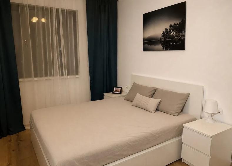 Apartament cu 3 camere decomandat, mobilat în Băneasa