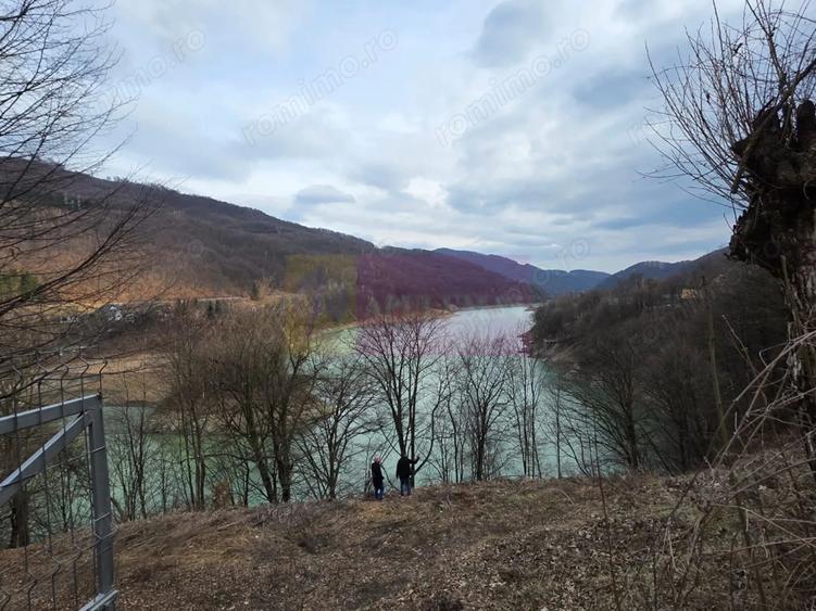 Teren cu deschidere la lac Valea Doftanei, Prahova - 2